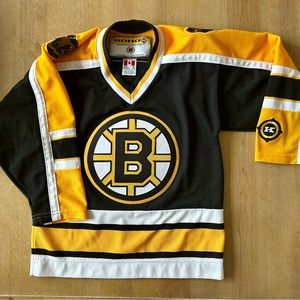 Boston Bruins Youth Hockey Jersey Size SM